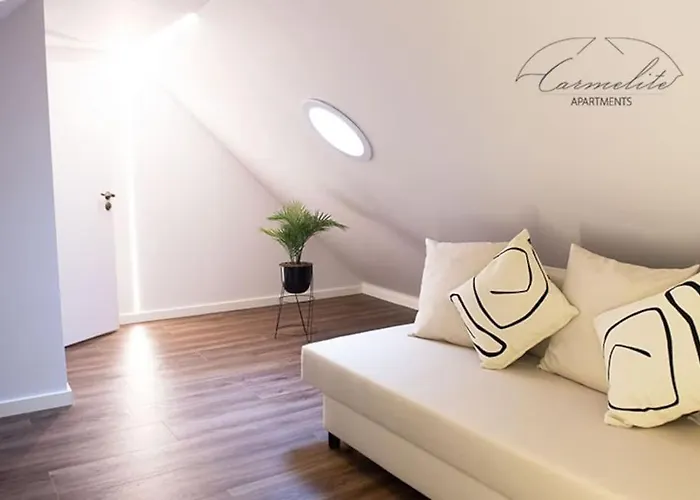 Spacious Sky Carmelite Apartman